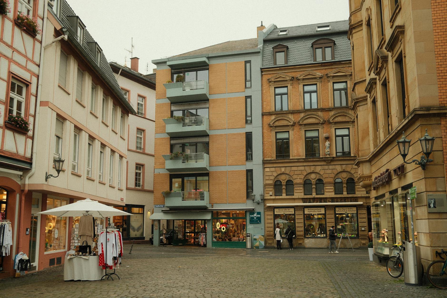A square along the Strøget shopping route