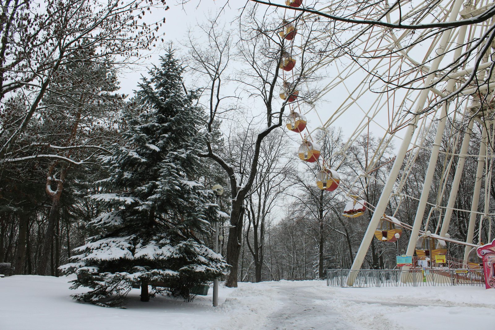 Amusement park snow lights — Tivoli Christmas with light snow is Copenhagen's most magical December scene