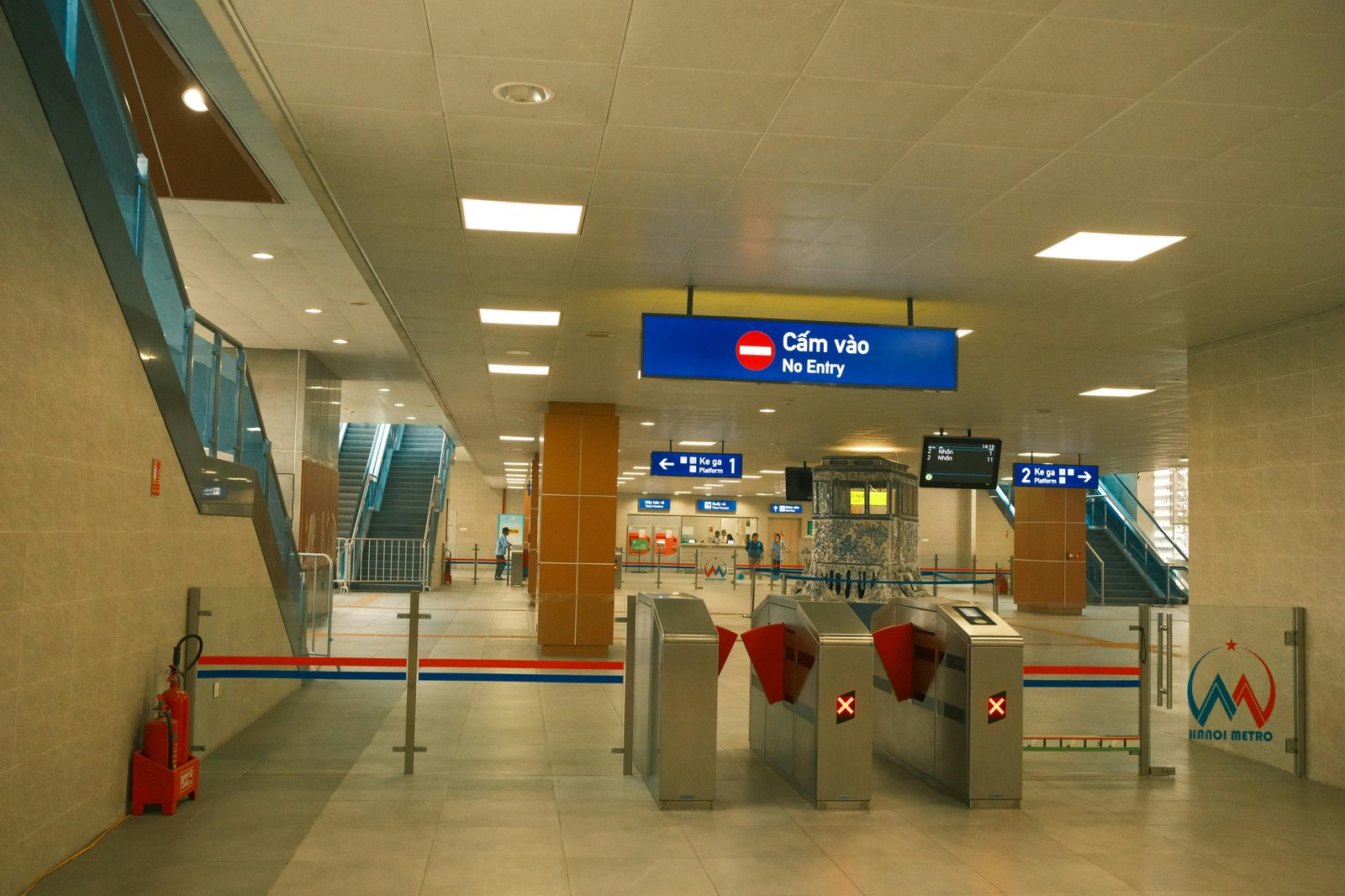 A lift providing step-free stroller access at a Copenhagen metro station